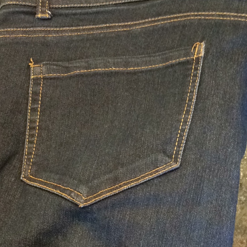 Jeans - Picture 3 of 3